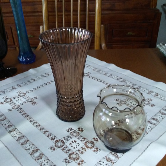 Rare Brown Vases - Picture 1 of 1